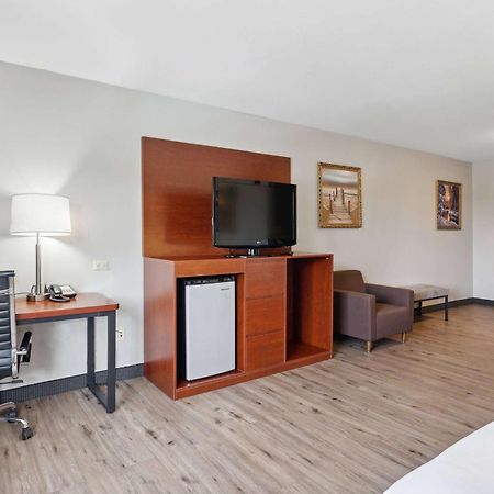 Ramada By Wyndham Saco/Old Orchard Beach Area Exterior foto