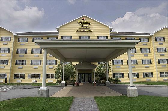 Ramada By Wyndham Saco/Old Orchard Beach Area Exterior foto