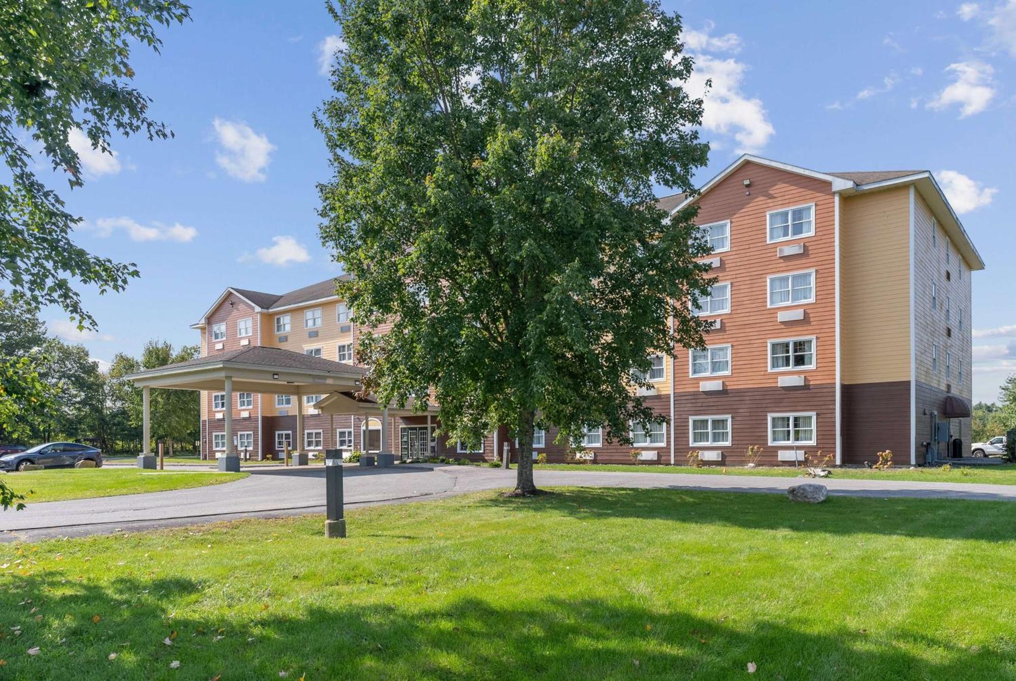 Ramada By Wyndham Saco/Old Orchard Beach Area Exterior foto